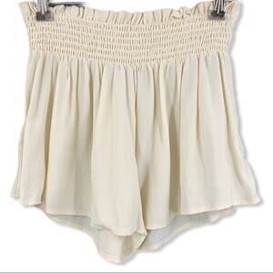 Gab & Kate chiffon smocked‎ waist shorts